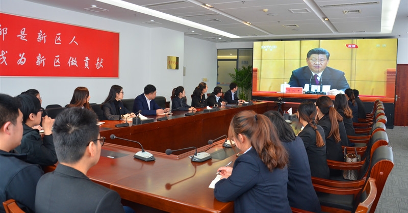 黃發集團組織收看紀念五四運動100周年大會實況直播